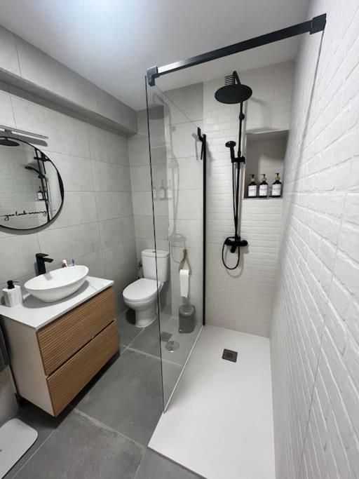 Piso Recien Reformado En El Centro De Santander, Zona Estacionesアパートメント エクステリア 写真